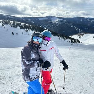 Meet your Posher, Hana